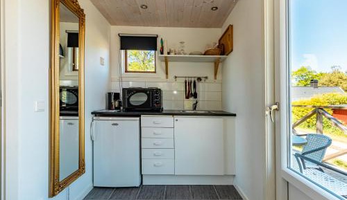 Deluxe Cottage (2 Adults)