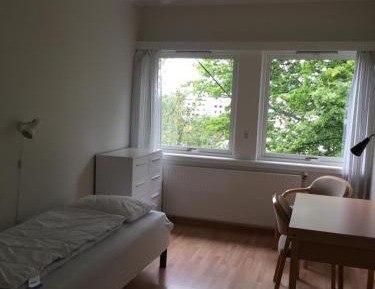 Single Room with Shared Bathroom