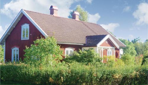 Two-Bedroom Holiday Home