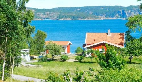 Two-Bedroom Holiday Home