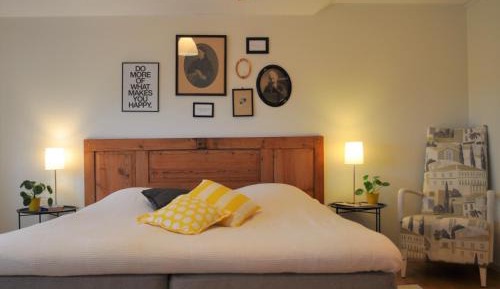 Triple Room with Shared Bathroom