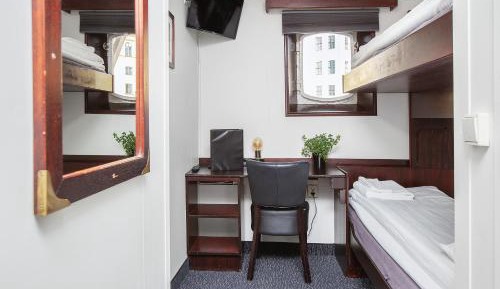 Cabin on Boat (2 Adults)