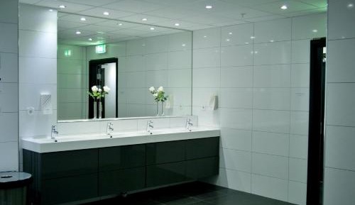 Small Single Room with Shared Bathroom - No Window
