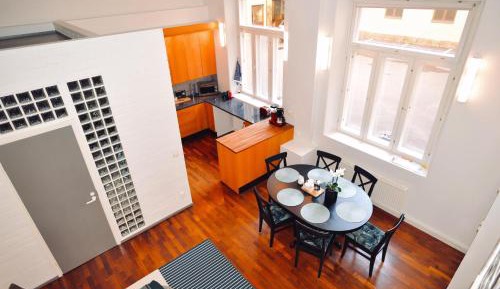 Diana Apartment