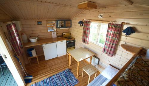 Cottage with Shared Bathroom