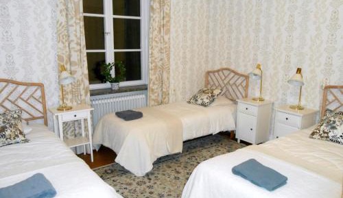 Small Triple Room with Private Bathroom