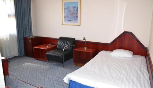 Budget Single Room