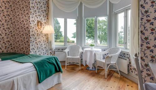 Twin Room with Lake View - Villa Viktoria
