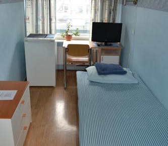 Single Room with Shared Bathroom