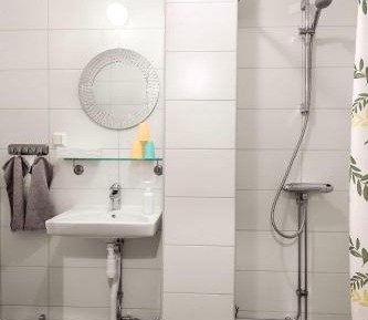 Studio Medium with Private Bathroom