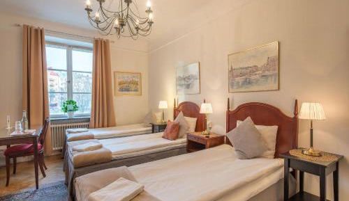 Triple Room with Shared Bathroom