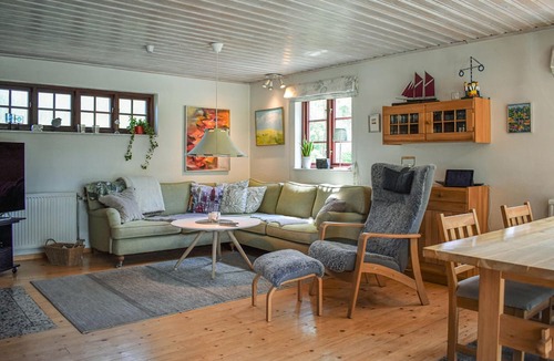 Yngsjo House | Spacious cottage for relaxing vacations with the whole family and pets.
