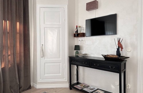 Vibble Hotel | Hallfreda Hotel