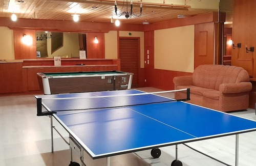Karhula Hotel | Hotelli Leikari