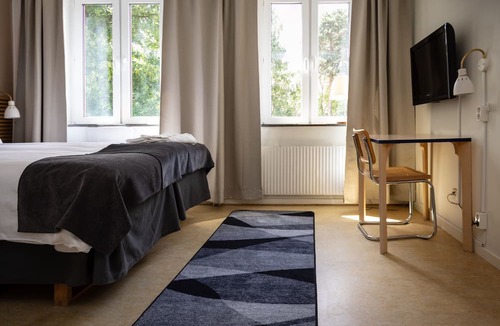 Raus Plantering Hotel | Miatorp Hotell