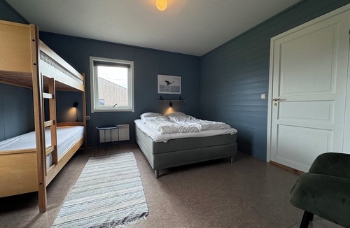 Lenvik Hostel | Skoghus