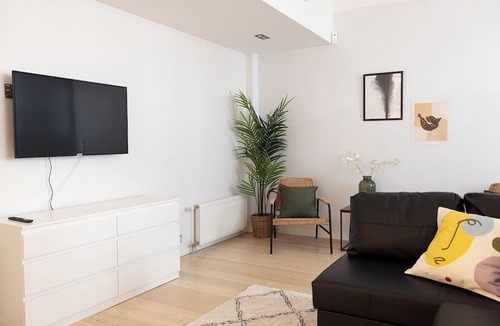 Helsinki City Centre Apartment | 2ndhomes Gorgeous Courtyard Home w Sauna