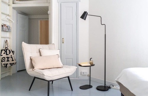 Ullanlinna Apartment | Central studio with spacious bathroom