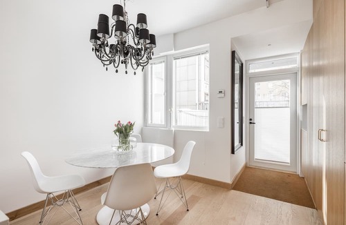 Hietalahti Apartment | Scandinavian Townhouse with sauna