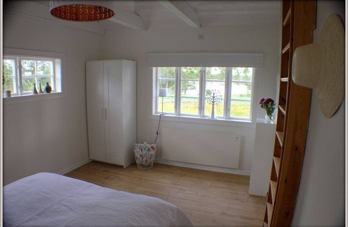 Lammhult House | holiday home with internet, sauna and boat at the lake Stråken i Småland