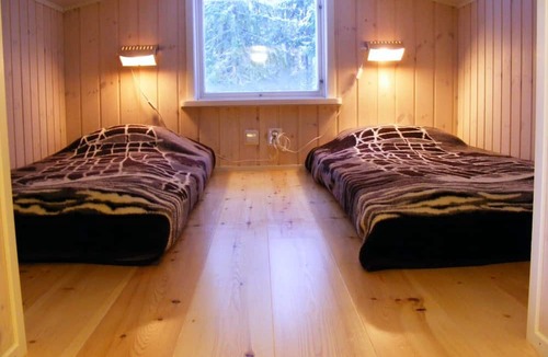 Mora House | Child-friendly holiday home close to the lake