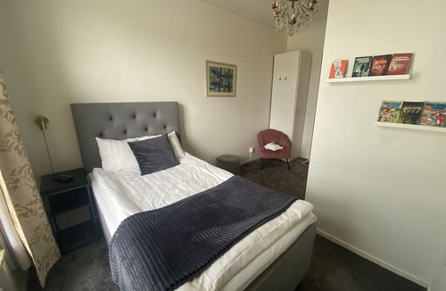 Frovi Hotel | Frövihotell