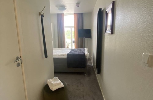 Frovi Hotel | Frövihotell