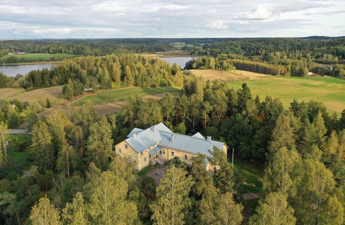 Lohja Apartment | Live in a former School in the Finnish Countryside (Apt C)