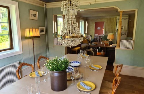 Horndal House | Charming 6 Bedroom House & Horse Farm - Sleeps 12