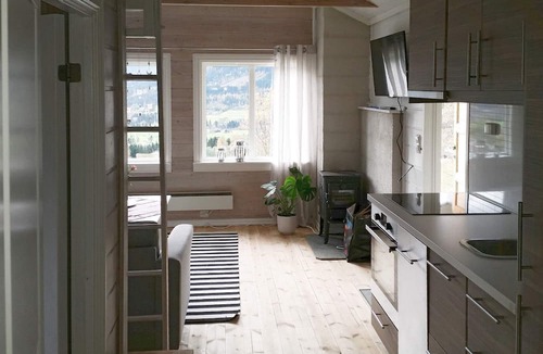 Orsta House | 7 person holiday home in ØRSTA/BRUNGOT