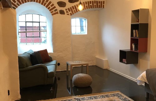 Flyinge Apartment | Roslövs gård B&B