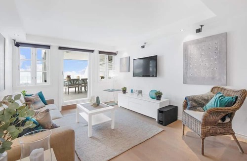 Bergenhus Apartment | Øyjorden Apartment