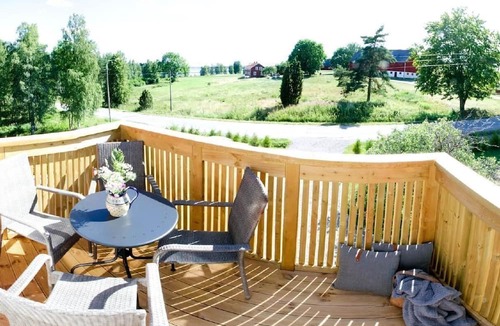 Vrigstad House | Holiday home with water view