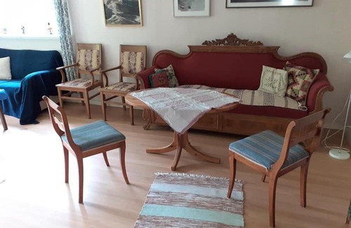 Glava House | Beautiful House in Arvika with Private Parking