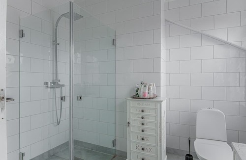 Habo House | Country side house with panoramic view over Vättern, 25min to Jönköping