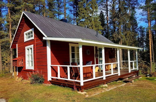 Blaviksjon House | Charming holiday home in the wilderness of Lapland
