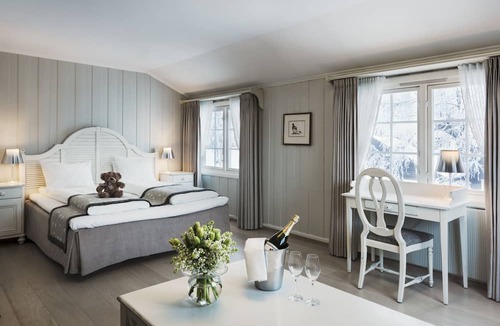 Holmenkollen Hotel | Lysebu Hotel