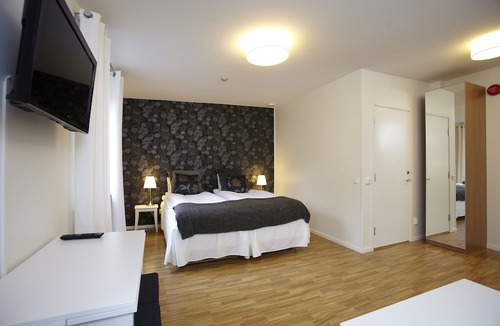 Roslunda-Kronotorp Hotel | Riverside Hotel & Apartments