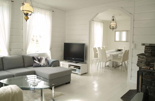 Herand House | Byrkjeleite - modernized house with 5 bedrooms