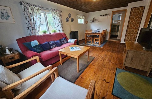 Hallaryd House | Cozy cottage with hot tub