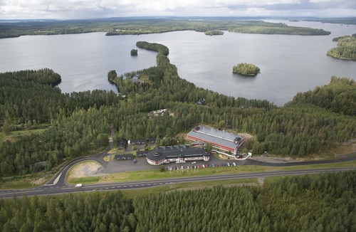 Puhos Hotel | Hotel PajarinHovi