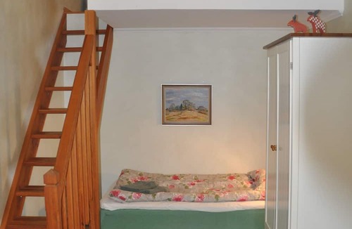 Vreta Kloster Bed & Breakfast | Kullagården
