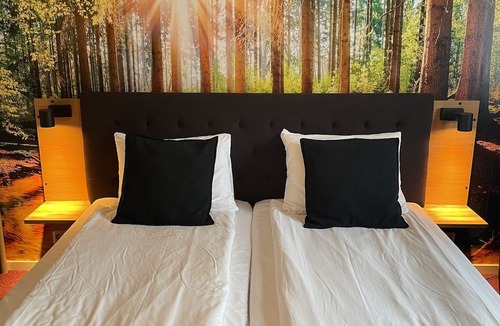 Vimmerby Hotel | Björkbackens Karaktärshotell