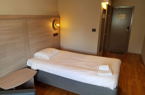Hallsberg Hotel | Hotell Stinsen