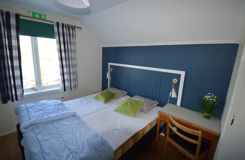 Overhornas Hostel | Högsnäsgården - Hostel
