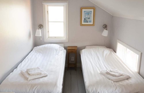Mollosund House | Prästgårdens Pensionat