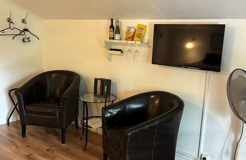Linneryd Hotel | Korrö Vandrarhem