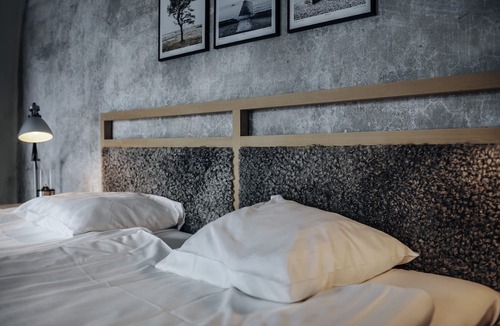 Farosund Hotel | Fårösunds Fästning