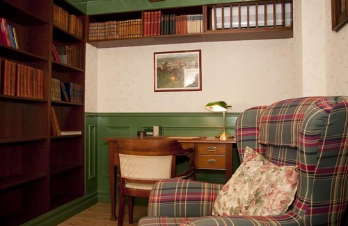 Askersund Bed & Breakfast | Garvaregården Hotel and B&B
