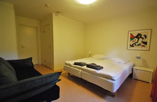 Tidaholm Hostel | Hellidens Slott